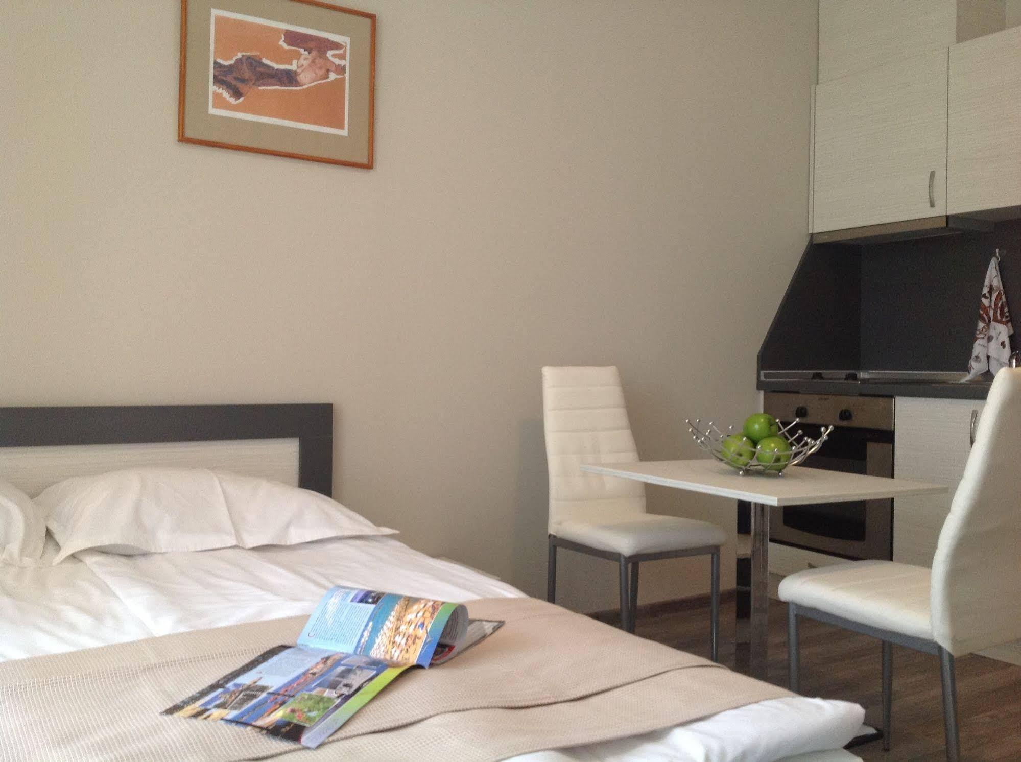 Sorrento Sole Mare Aparthotel Sveti Vlas Buitenkant foto
