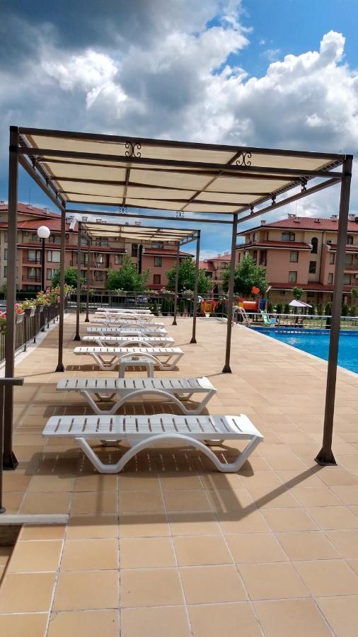 Sorrento Sole Mare Aparthotel Sveti Vlas Buitenkant foto