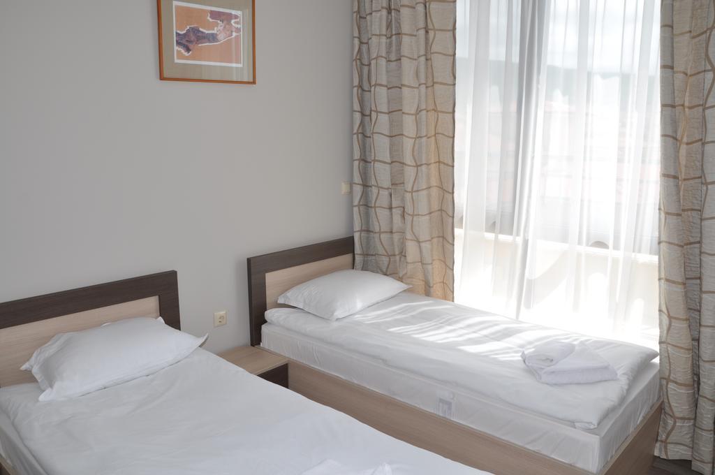 Sorrento Sole Mare Aparthotel Sveti Vlas Buitenkant foto